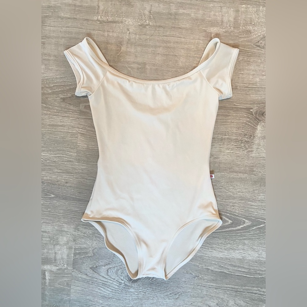 SOLD!!! Yumiko Leotard - White Wendy, Fits Like Women’s Size M